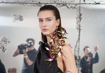 Los mejores perfumes de peonía: elegantes, femeninos y duraderos